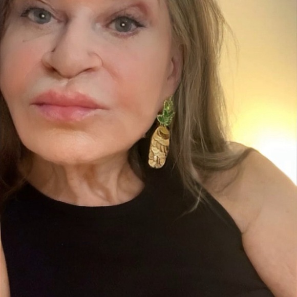 KATE SPADE BY THE POOL PINEAPPLE EARRINGS - Picture 4 of 5